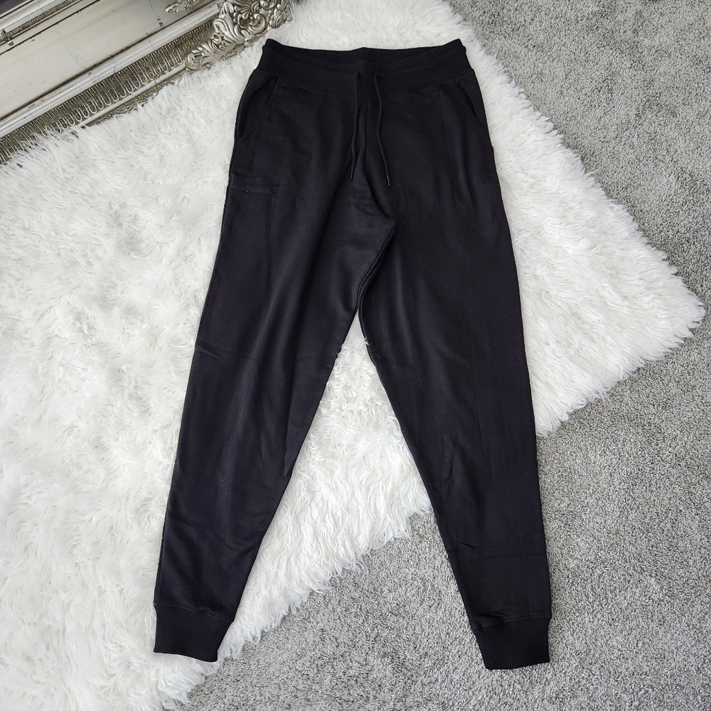 Sun Tees Basic Black Joggers. Size Large. New without tags. .